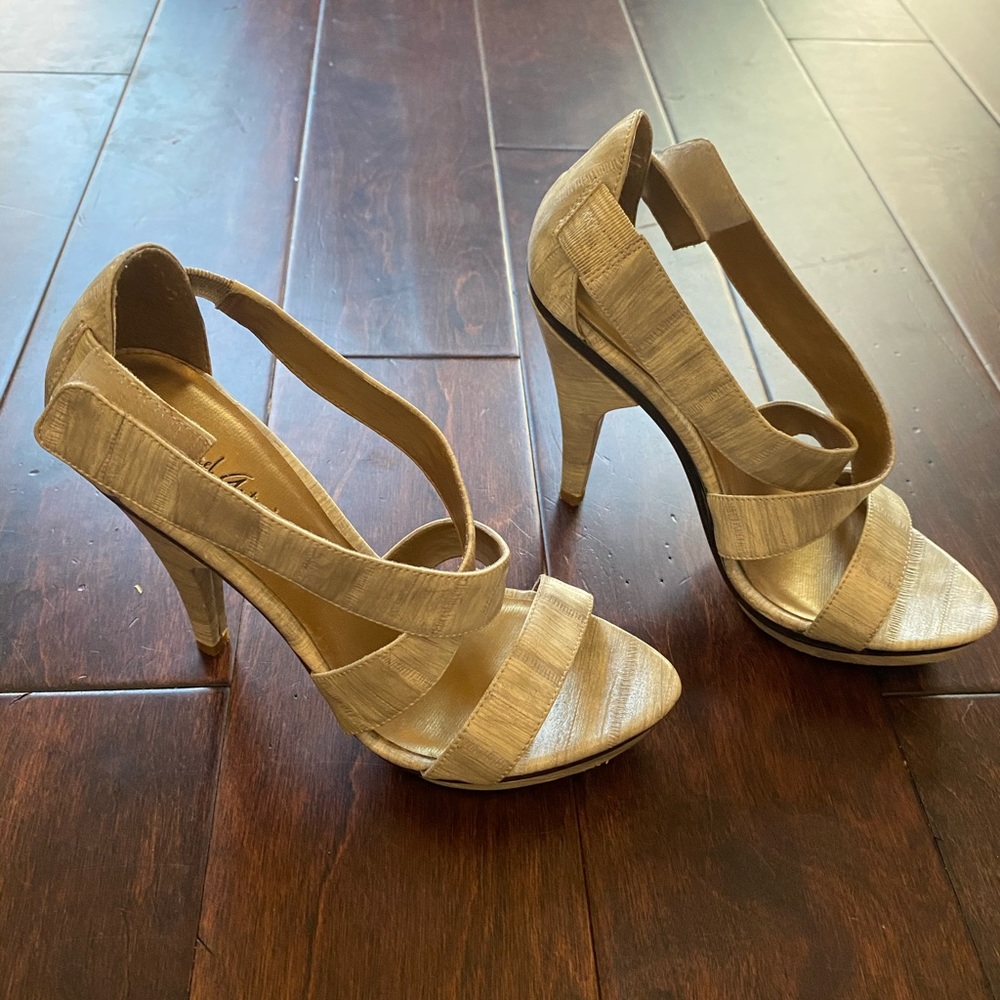 Cream Michael Antonio Heels